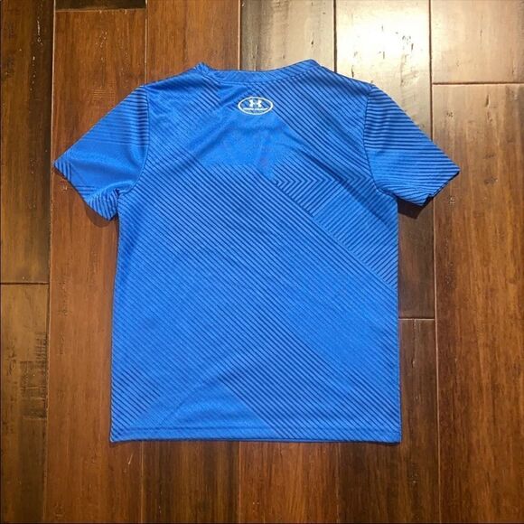 Under Armour Boys Shirt  - Picture 4 of 4